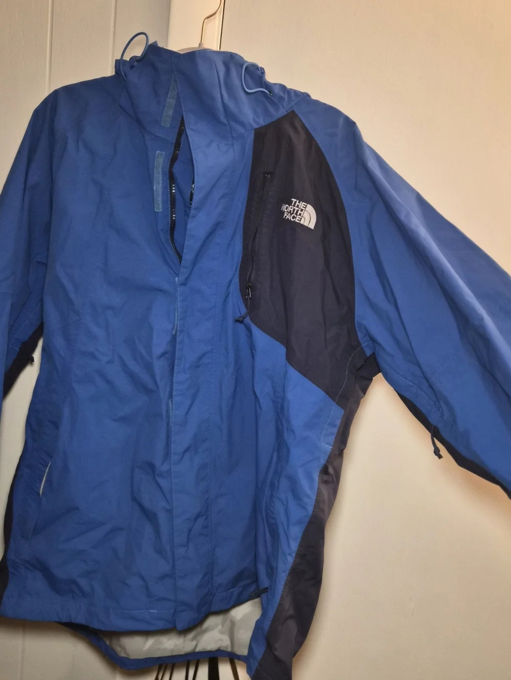 The North Face HyVent Waterproof Mountain lightWT Parka Shell –PRISTINE  Men’s M